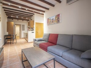 TV - Charming cozy apartment in the heart of Tarragona (Tarragona)