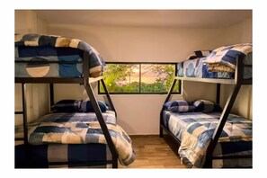 3 dormitorios, wifi gratis, ropa de cama