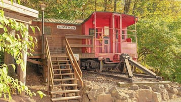 Caboose | Individually decorated, free WiFi