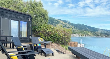 Gorgeous Bolinas Lagoon Views Located in Seadrift w/ Hot Tub