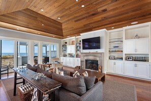 Smart TV, fireplace, books