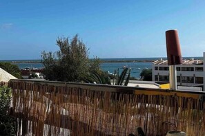 Property grounds - Casa Anne - Top floor with sea view in Cabanas de Tavira (Cabanas de Tavira)