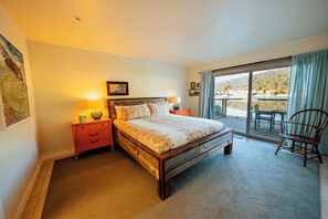 4 bedrooms, free WiFi, bed sheets