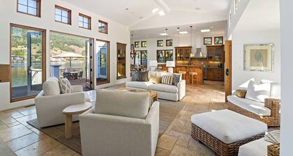 Light and Breezy Seadrift Lagoon Home w/ Hot Tub