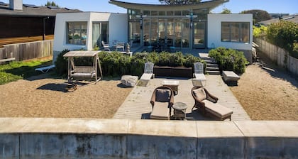Private Home on Tidal Bolinas Lagoon in Seadrift