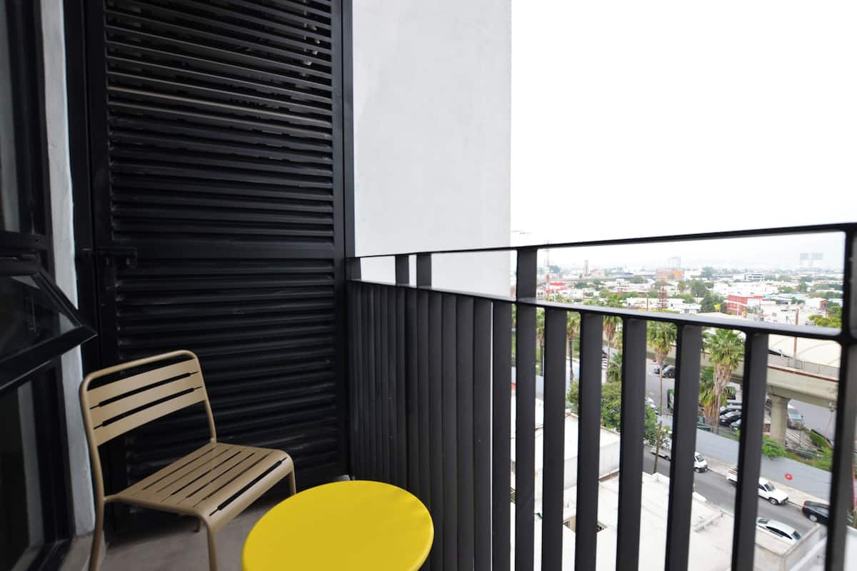 Suite Classique, balcon, vue ville | Balcon