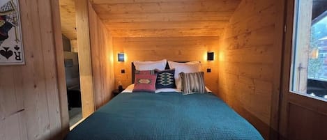 6 chambres, fer et planche à repasser, accès Internet, draps fournis
