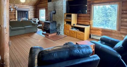 Seeley Lake Retreat-Dock, Firepit and Views