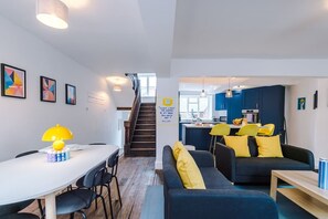Dining - The Art House Ruthin - 3-Bed, 3-Ensuite (Denbighshire)