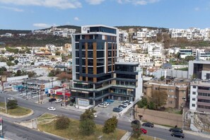 Exterior - ¡Luxury in San Jerónimo! King Bed + Parking + Wifi (Monterrey)