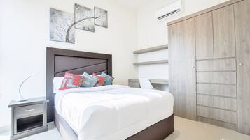 1 Schlafzimmer, Schreibtisch, Bügeleisen/Bügelbrett, WLAN