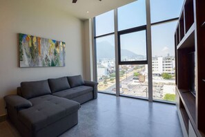 TV - ¡Hermosa Suite en San Jerónimo! - Zona médica (Monterrey)