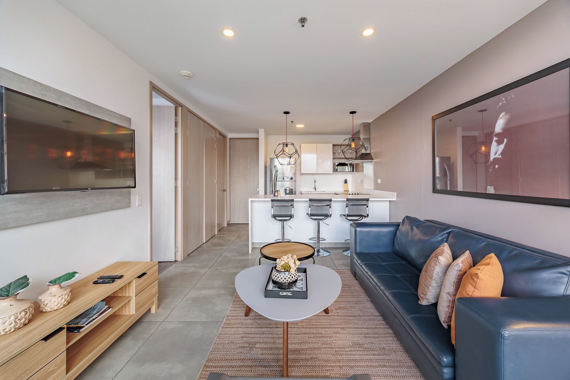 Apartment, Balcony, City View | Living area