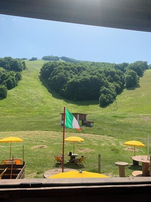 Property grounds - Lodge of Rocks (Rocca Pia)