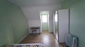 3 bedrooms, bed sheets - A haven of peace ideal for a family holiday, offering calm and relaxation (Plerneuf)
