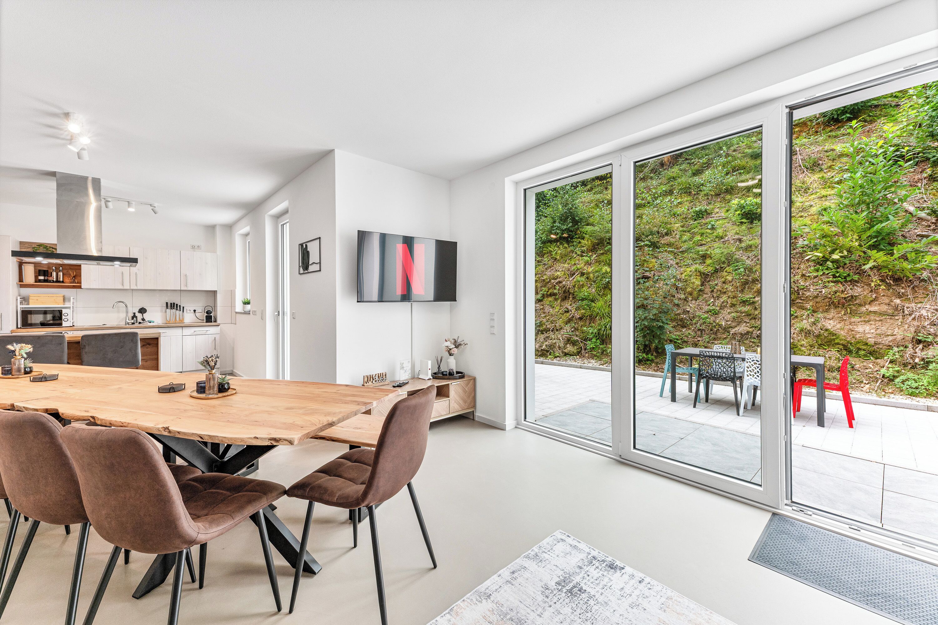 Apartemen Comfort, pemandangan kebun | Interior