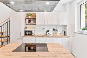 Comfort Apartment, Garden View | Private kitchen