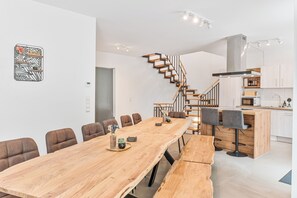 Comfort Apartment, Garden View | Dining - LUMIFLATS Offenbrug (Offenburg)