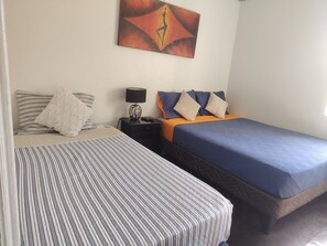 Desk, laptop workspace, free WiFi - posada mancora  (Santiago)