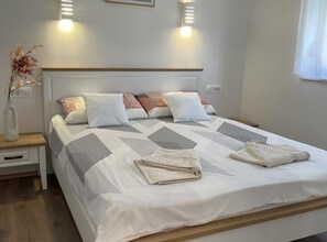 2 bedrooms, iron/ironing board, Internet, bed sheets - Apartment Rogoznica-Two Bedroom Apartment 1 (Rogoznica)
