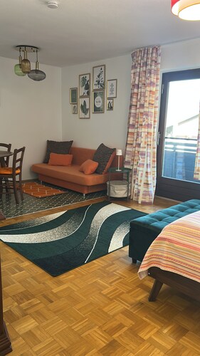 "Retro-Chic Alpenblick" vacation apartment - near the fairytale park, right in the hiking area