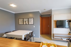 Familielejlighed - strandudsigt | Spiseområde