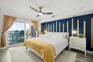 3 bedrooms, iron/ironing board, travel cot, WiFi - NEW Lux 3BR | Beachfront + Lagoon Views (Panama City Beach)