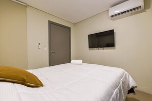1 bedroom, desk, iron/ironing board, WiFi - Luxury in La Purísima! / CAS / 1 person (Monterrey)
