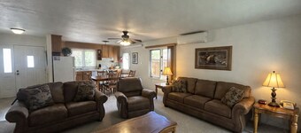 Rocky Cliff 3 bedroom/2 bath home located in the town of Hill City!