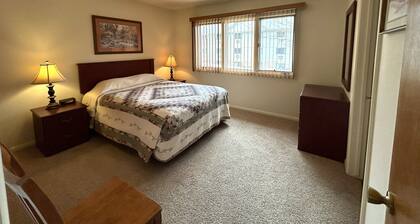 Rocky Cliff 3 bedroom/2 bath home located in the town of Hill City!
