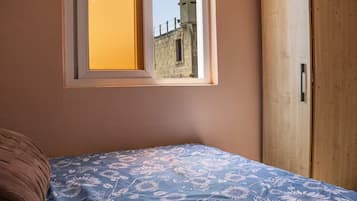 1 chambre, fer et planche Ă repasser, Wi-Fi gratuit