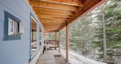 Deck + Game Room: Secluded Cabin Near Lake Cascade