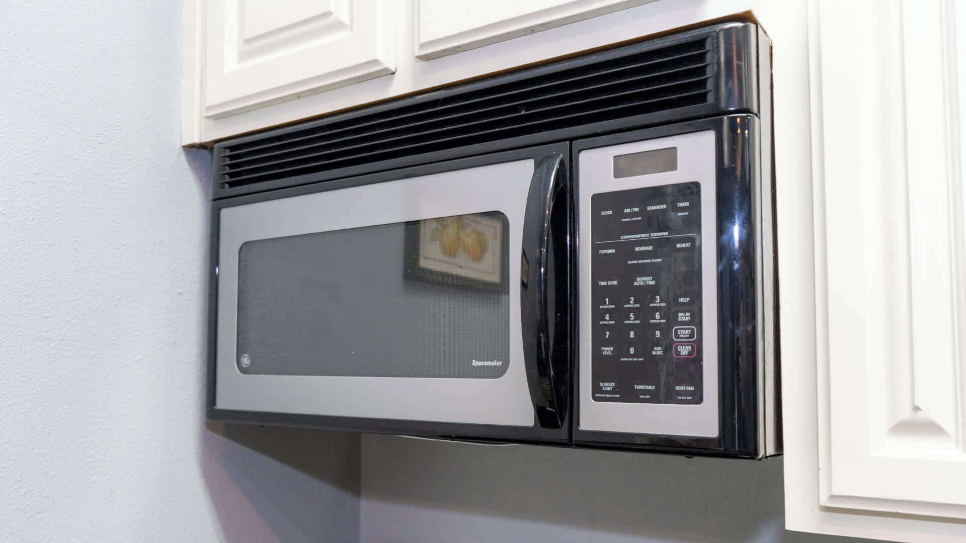 公寓, 多張床, 廚房, 泳池景觀 (Harbor by the Sea #4) | 微波爐