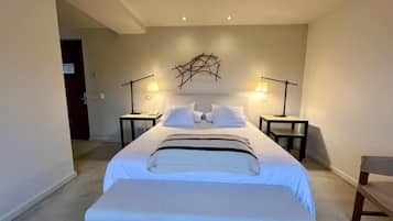 Superior tweepersoonskamer, gedeeltelijk uitzicht op meer