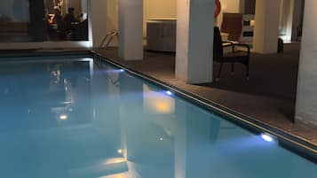 Hot tub, massages