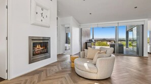 Interior - Serena House - Coastal luxury escape in Fingal (Fingal)