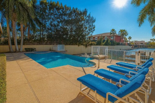 Channel Views Private Boat Slip Pool & Patio