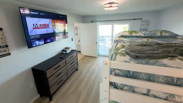 Apartemen, Beberapa Tempat Tidur, balkon (Marlin Arms #1)