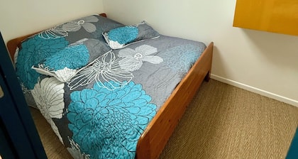 House just a stone's throw from the sea