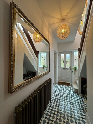 Interior - Beautiful Family house near beach+parking for 3 (Dorset)