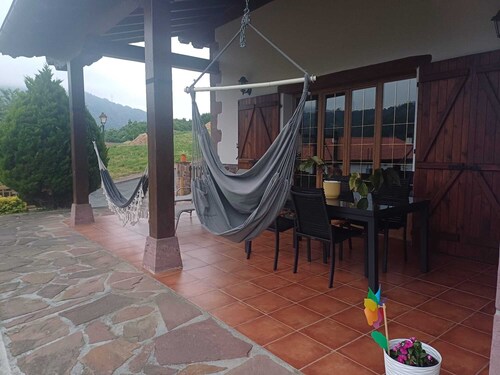 COTTAGE AMAZONAS-8 SEATS -GARDEN-POOL-BARBECUE-IDEAL FOR FAMILIES AND PETS