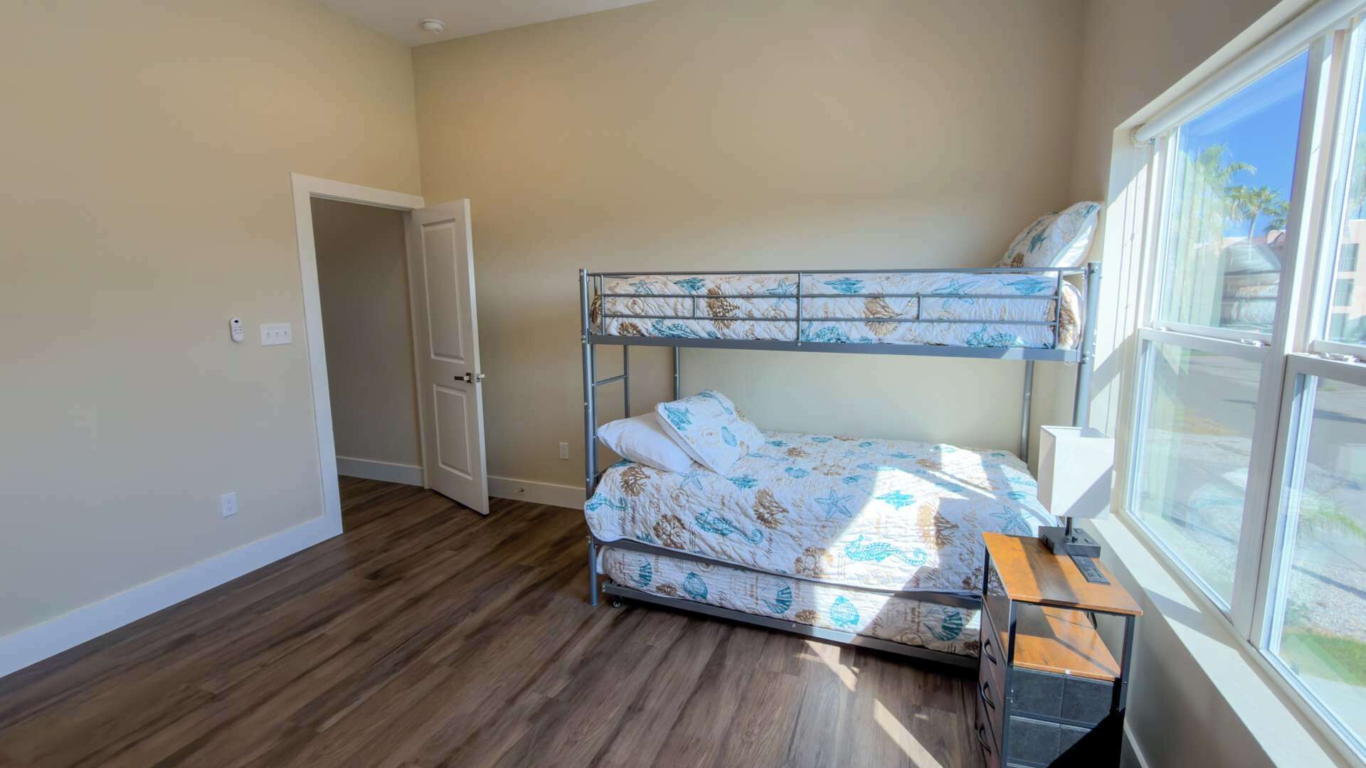 Byhus - flere senge - adgang til pool - udsigt til pool (Pike Street Beachwalk)