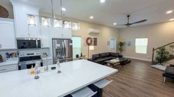 Townhome, Multiple Beds, Pool Access, Pool View (Pike Street Beachwalk) | Interior