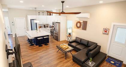 Steps to Beach Private Pool 2 Big Levels