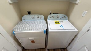 Townhome, Multiple Beds, Pool Access, Pool View (Pike Street Beachwalk) | Laundry