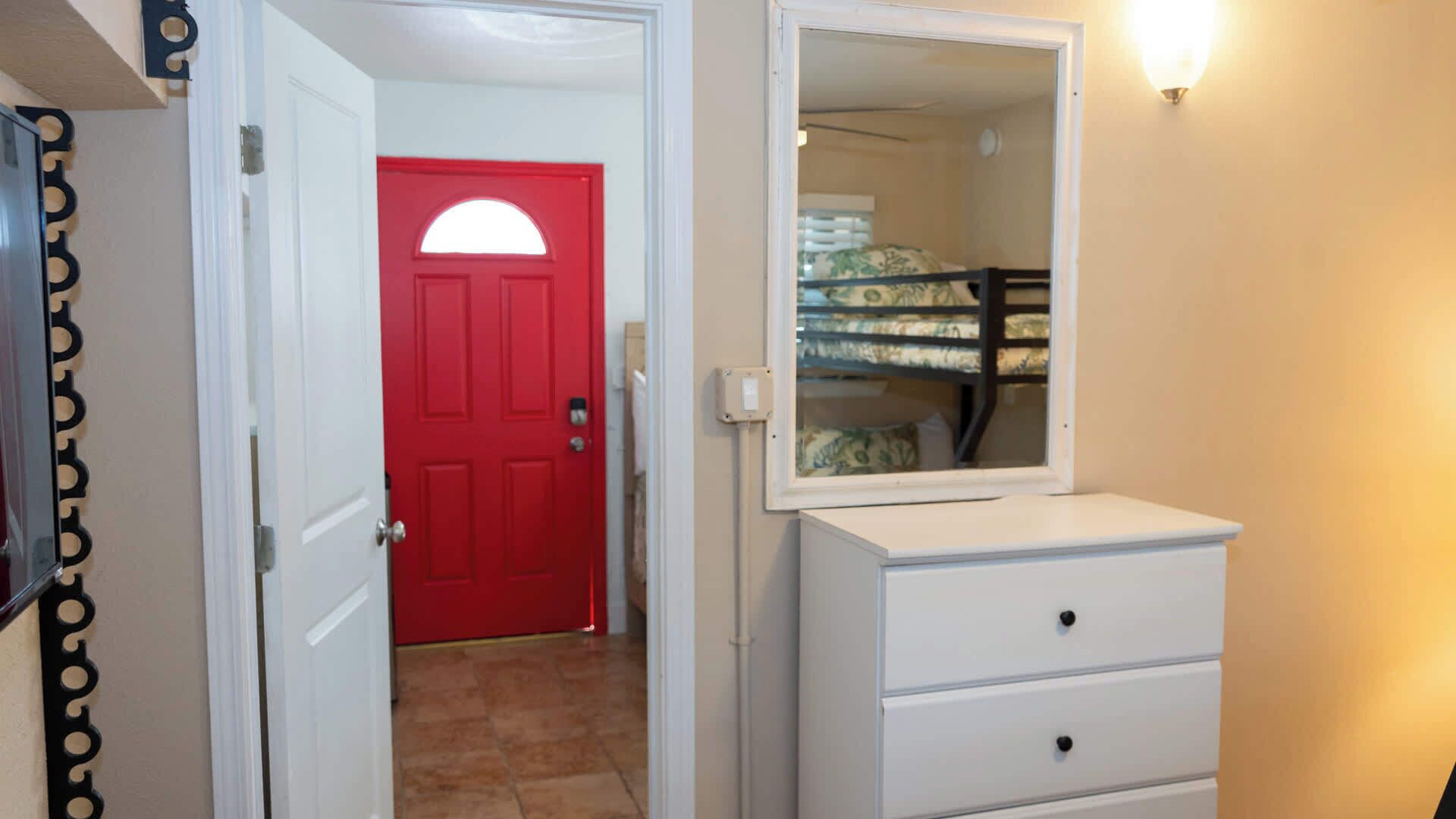 하우스, 침대(여러 개), 주방 (Port-O-Call Dockhouse)