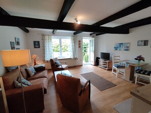 Living area - Apartment Villa Butterburg Okka - Terraced house with terrace (Dornum)