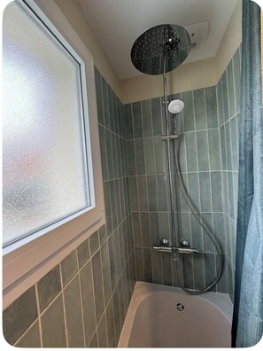 Hair dryer, towels, soap, shampoo - Villa les dunes (Merlimont)
