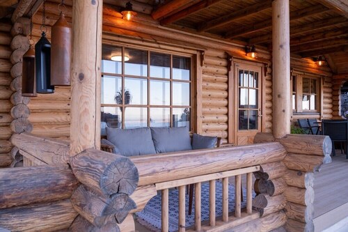 Cabin Tranquil Organic Heated Pool