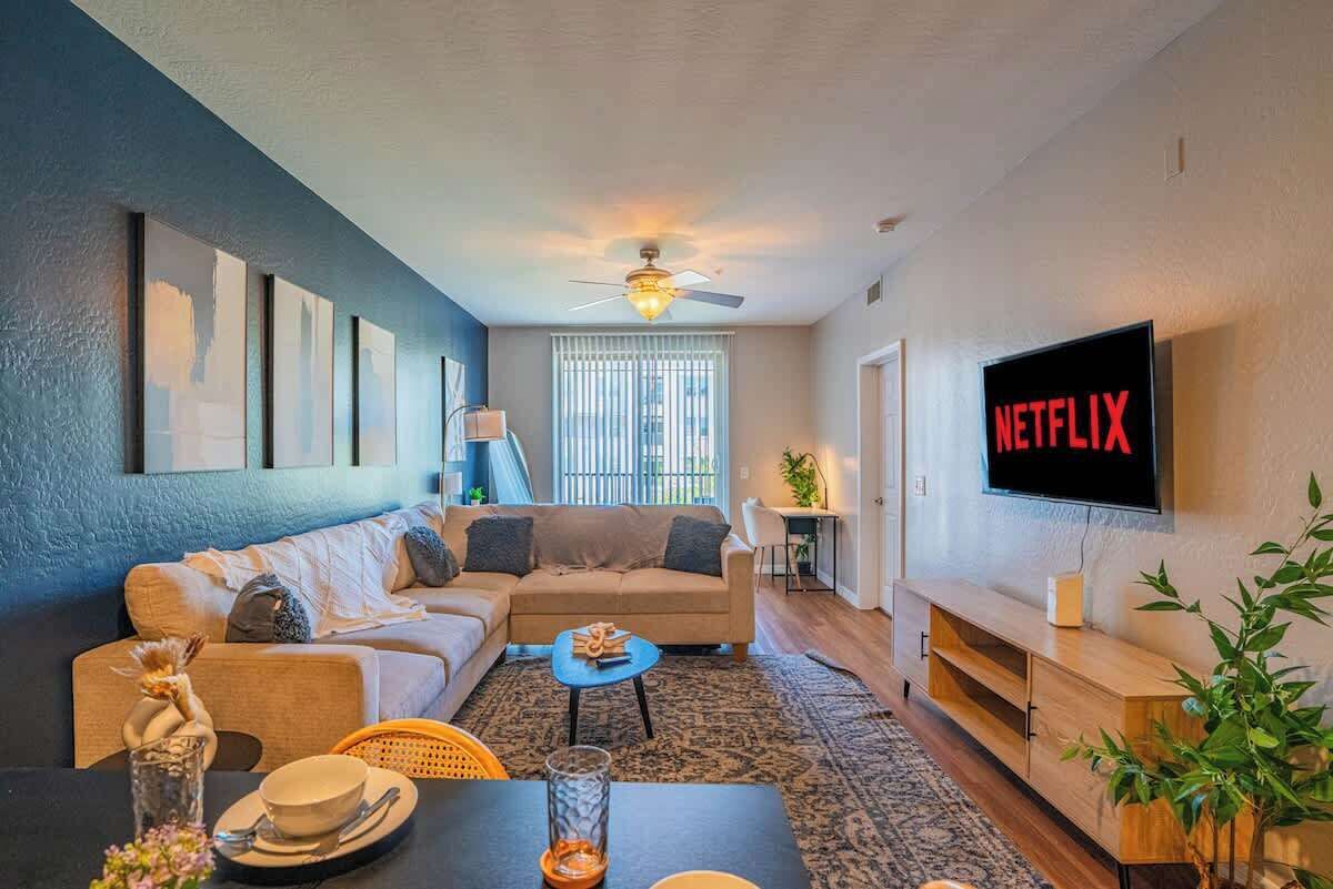 TV, offices